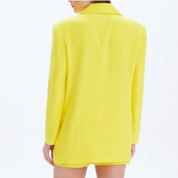 CHRLDR I NWT M Bright Yellow Janet Ovwrsized Lyocell Blazer - Picture 2 of 9